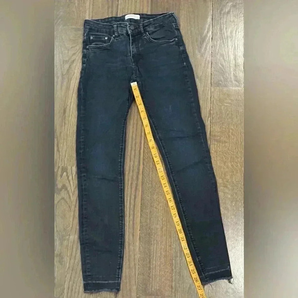Zara Jeans - Picture 6 of 7